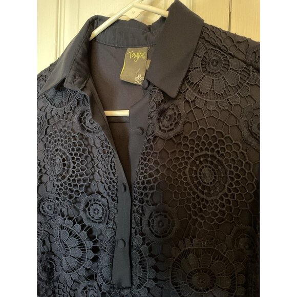 Taylor Navy Blue Long Sleeve Lace Dress Size 4 - Picture 2 of 5